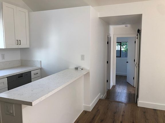 4th image of 3142 Cazador St