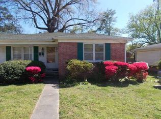 26 Honeysuckle Dr APT R, Jackson, TN 38301