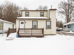 252 Oakwood St, Elyria, OH