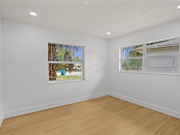 5th image of 5176 WELLINGTON ROAD