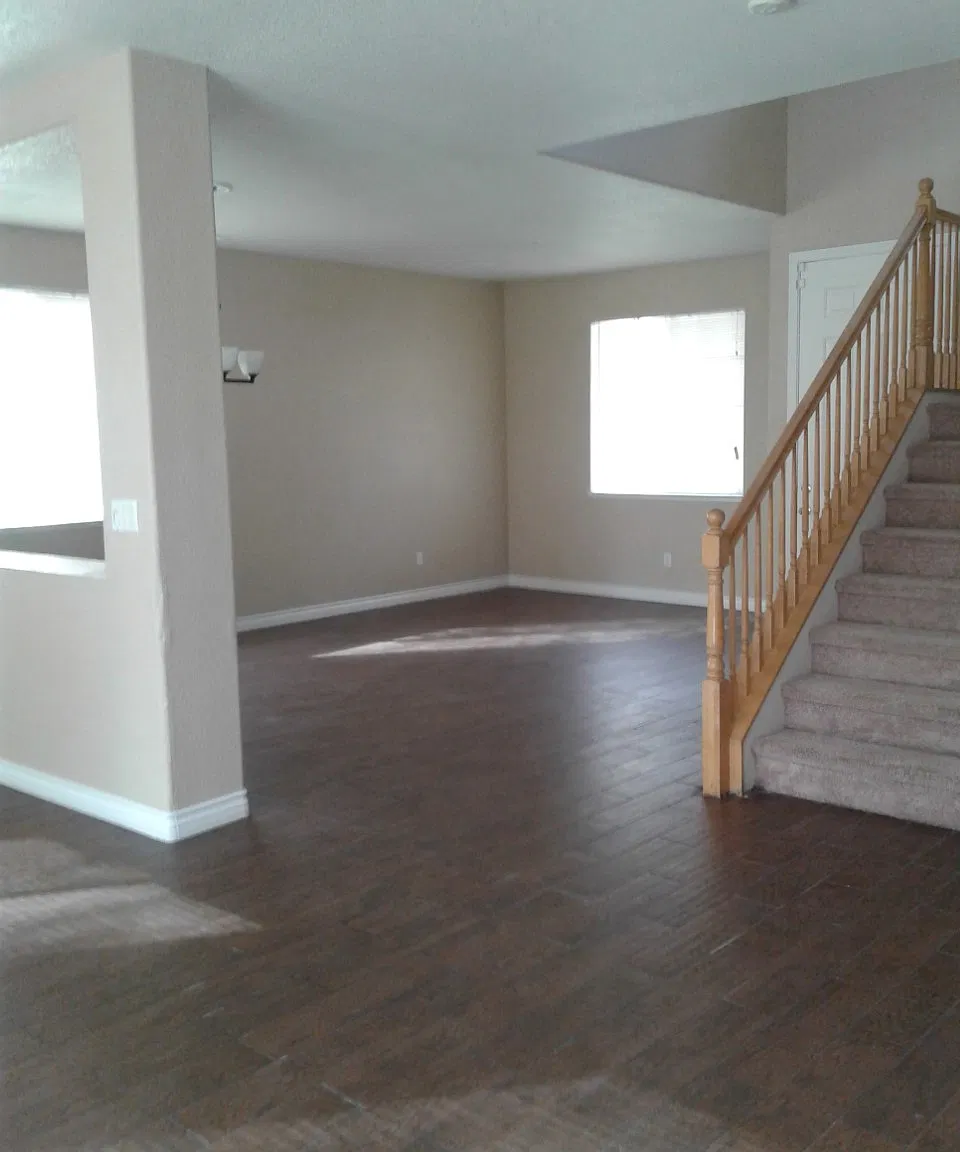 4 bed, 2100 sqft, $2,580 — Photo 2