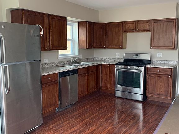 2nd image of 1019 S 14th Ave #2