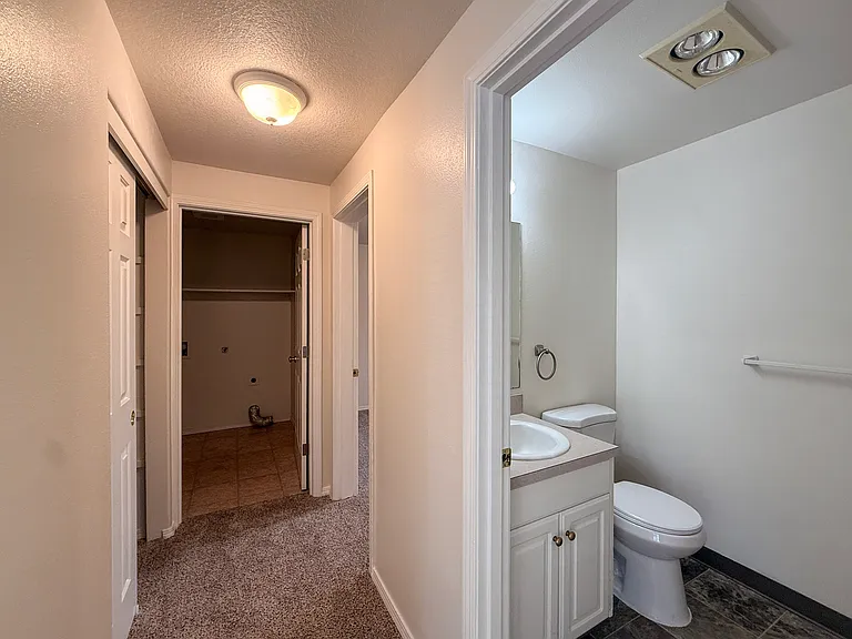 465 E Ellendale Ave #9 — Photo 11
