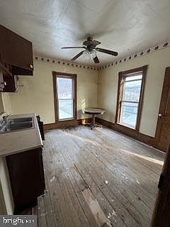 3rd image of 40 Spring St