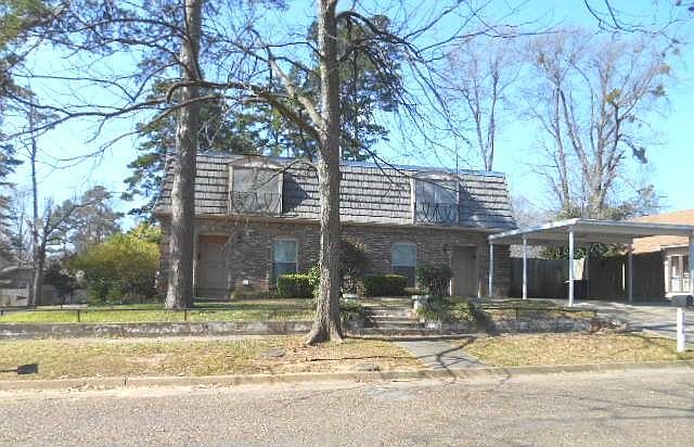 1st image of 1701 Linden Ave