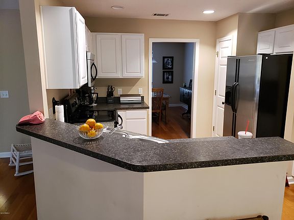 5th image of 14 Meadowlark Street