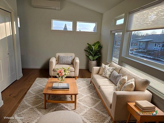 5th image of 1285 Hagen Way
