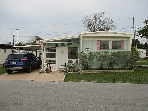 1st image of 233 Jean Ave.