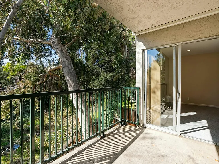 1411 Creekside Dr #28 — Photo 7