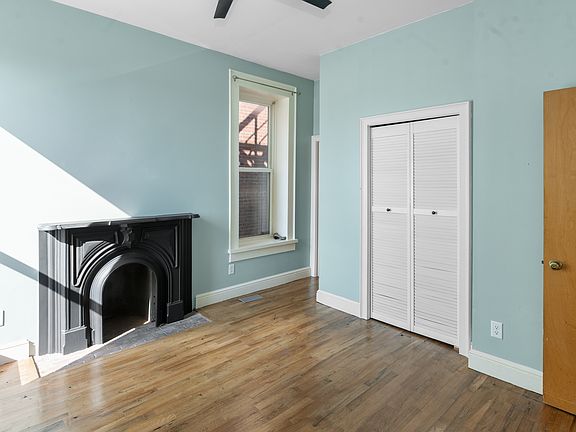 2nd image of 500 W Saint Catherine St #2 B