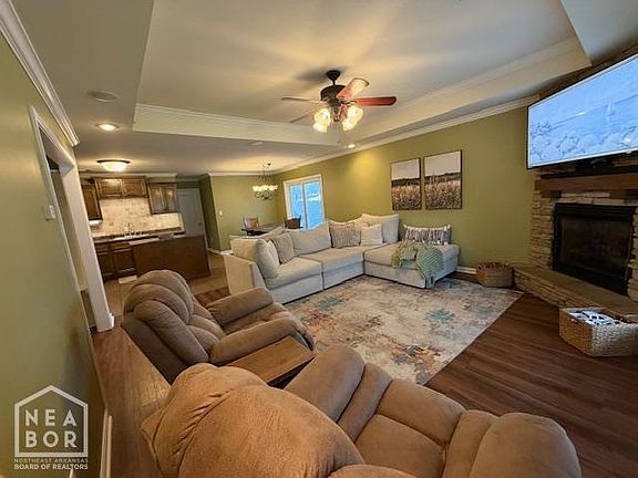 4th image of 5292 Nathan Dr