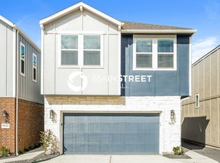 9826 Rugged Oaks Dr, Houston, TX 77080