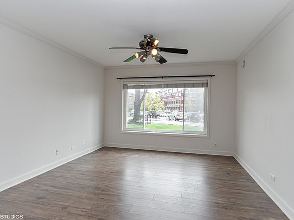 5th image of 140 W Wood St Unit 109