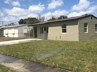 256 W 28th St, Riviera Beach, FL 33404