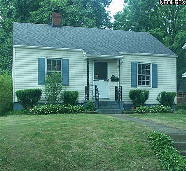 3rd image of 282 Saint Leger Ave