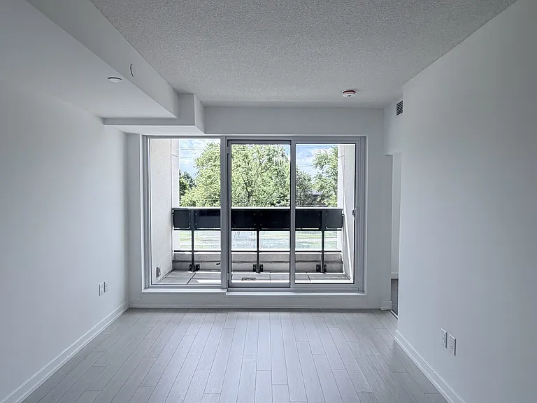 4010 Eglinton Ave W #222 — Photo 5