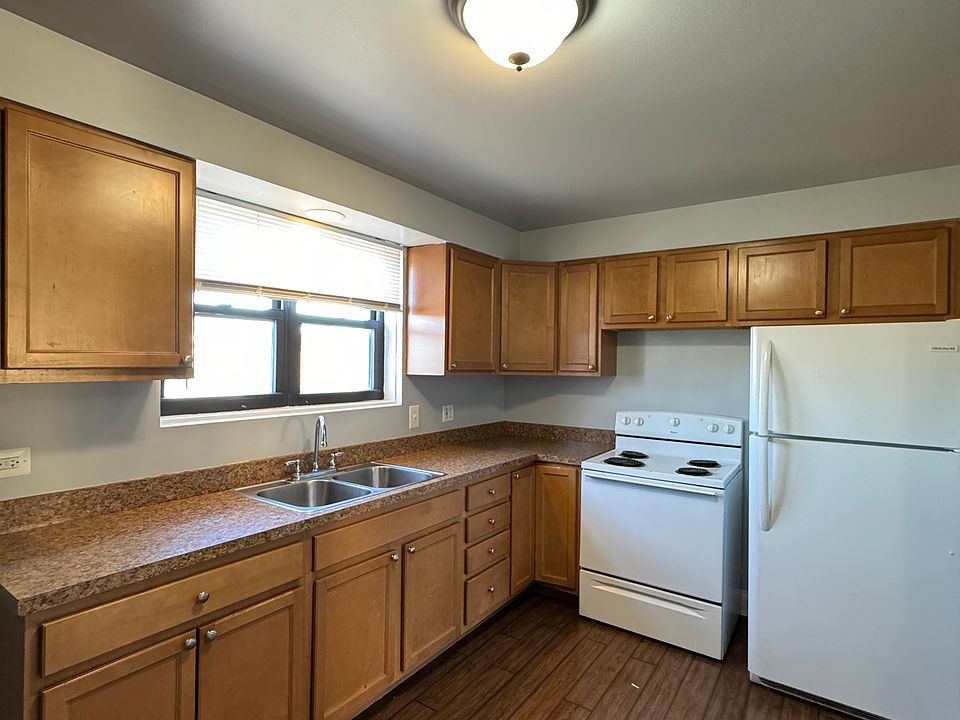 1st image of 9016 Lamon Ave #3C