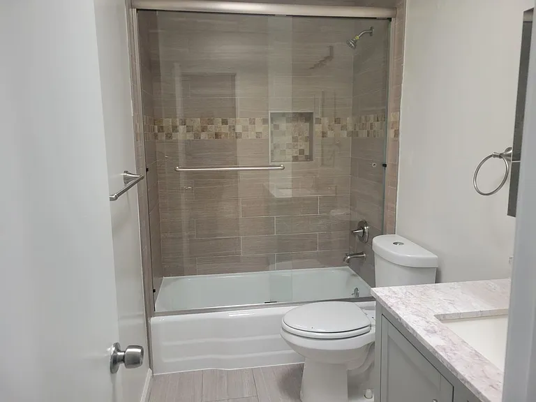 5232 Fairview Blvd — Photo 7