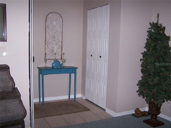 4th image of 1615 Cloister Dr