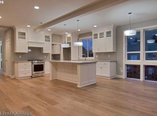 54 NE Stanton St UNIT A, Portland, OR 97212