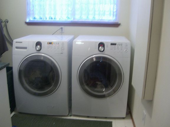 5th image of 4712 Belair Dr SE