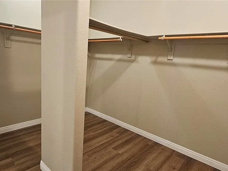8045 Glacier Falls St — Photo 8