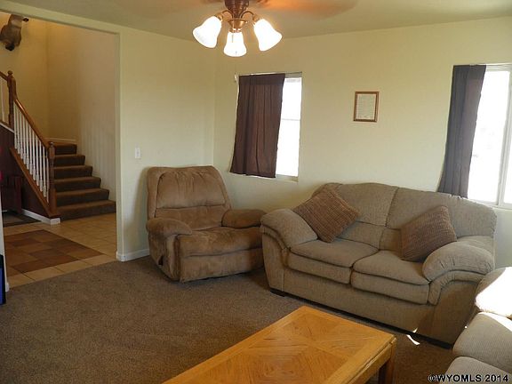 2nd image of 612 Wellington Ct