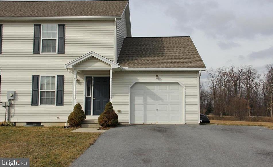 1st image of 3685 Mountain Shadow Dr