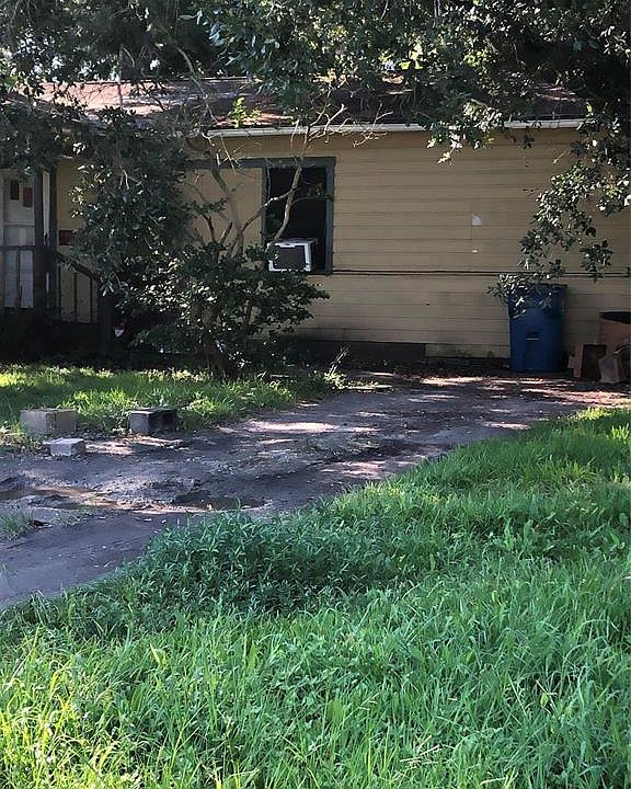 1st image of 4216 42nd St