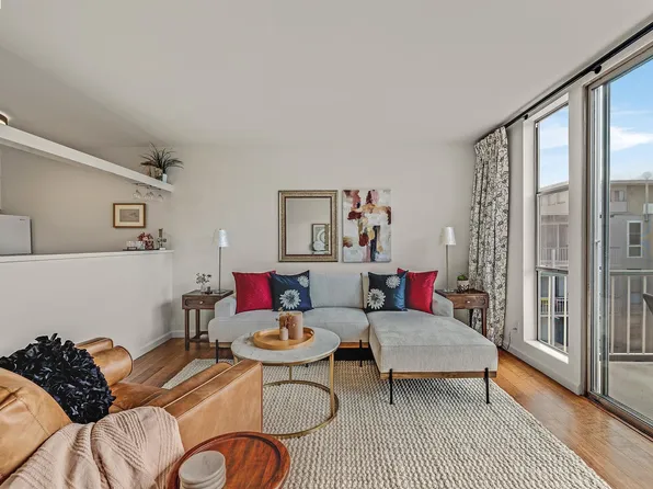 811 York St APT 324, Oakland, CA 94610