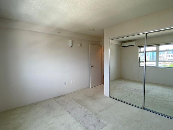 4th image of 801 South St APT 2805