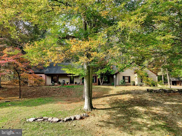 5 Quail Ridge Dr, Reading, PA 19607