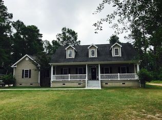 1235 Forest Lake Dr, Manning, SC 29102