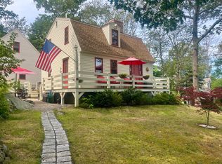6 Spring Ln, Rockport, MA 01966