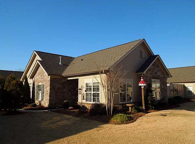 1st image of 1461 Sedgefield Dr