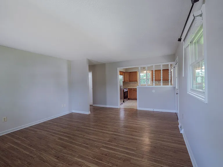 10 Rose Ave #2 — Photo 2