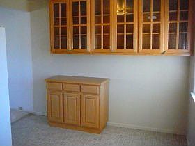 5th image of 515 Dufour St