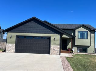 552 Antietem Dr, Box Elder, SD 57719