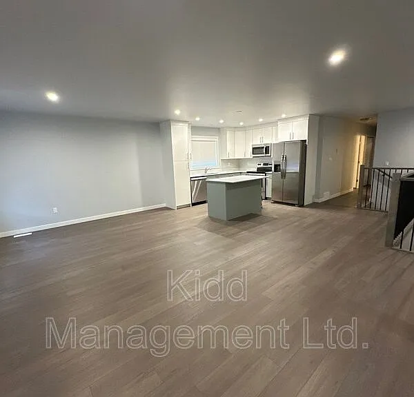 6936 Langer Cres #A — Photo 15