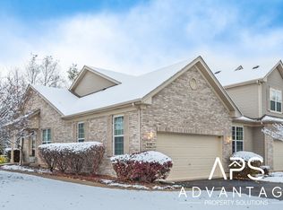 959 Oak Ridge Blvd, Elgin, IL 60120