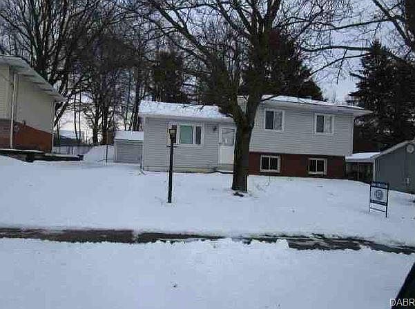 1st image of 543 Narragansett Dr