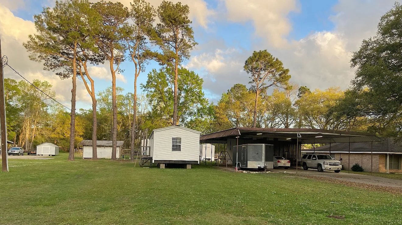 3 bed, 800 sqft, $900 — Photo 3
