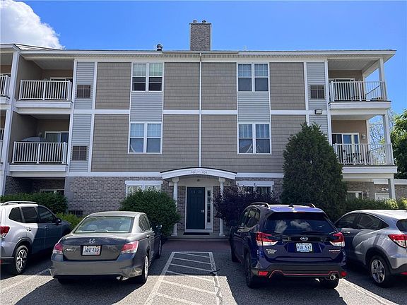 3rd image of 200 Roger Williams Ave Unit 405