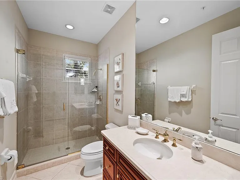 2658 Bolero Dr #9-2 — Photo 25