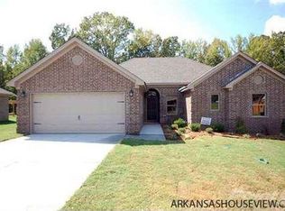 170 Creekside Dr, Cabot, AR 72007