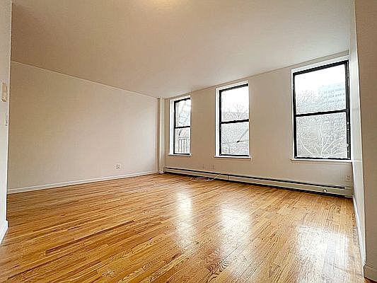 2nd image of 610 St Nicholas Ave APT 3B