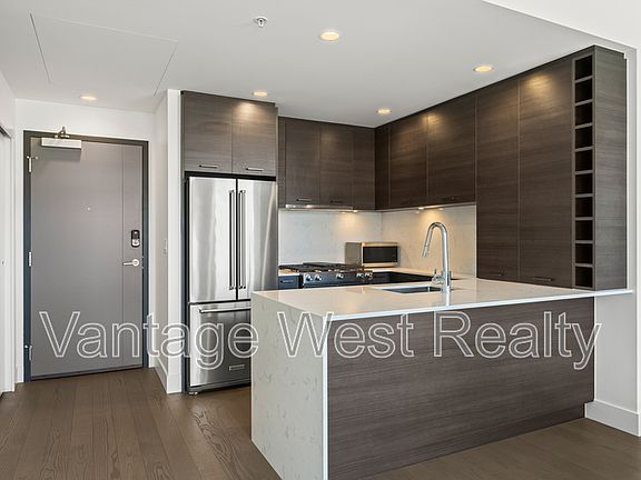 2nd image of 1181 Sunset Dr #2207