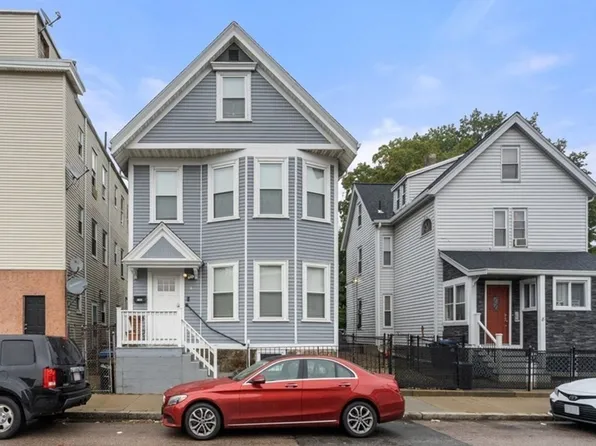 4 Wentworth St, Dorchester, MA 02124