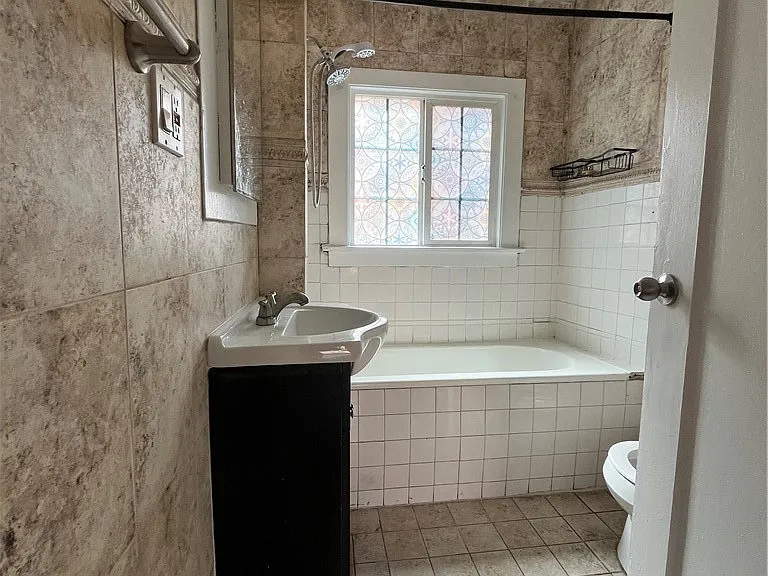 909 N Garfield Ave #F — Photo 9