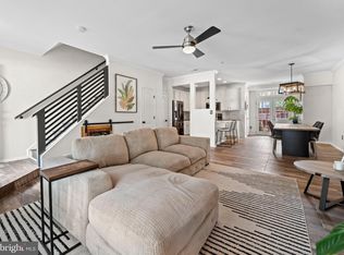 5062 Donovan Dr, Alexandria, VA 22304